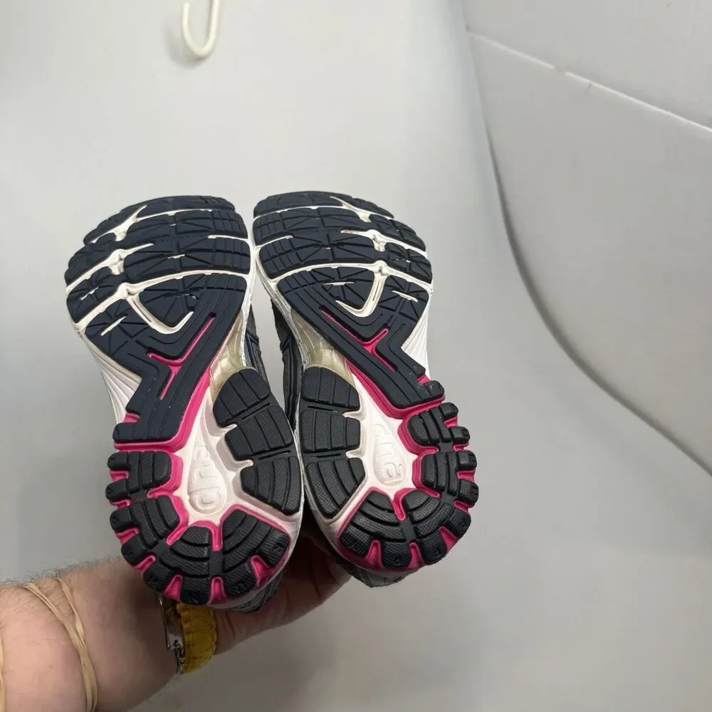 Brooks Ravenna 5 Womens US Size 9 M / EU 40.5 Running Shoes Gray Pink Sneakers